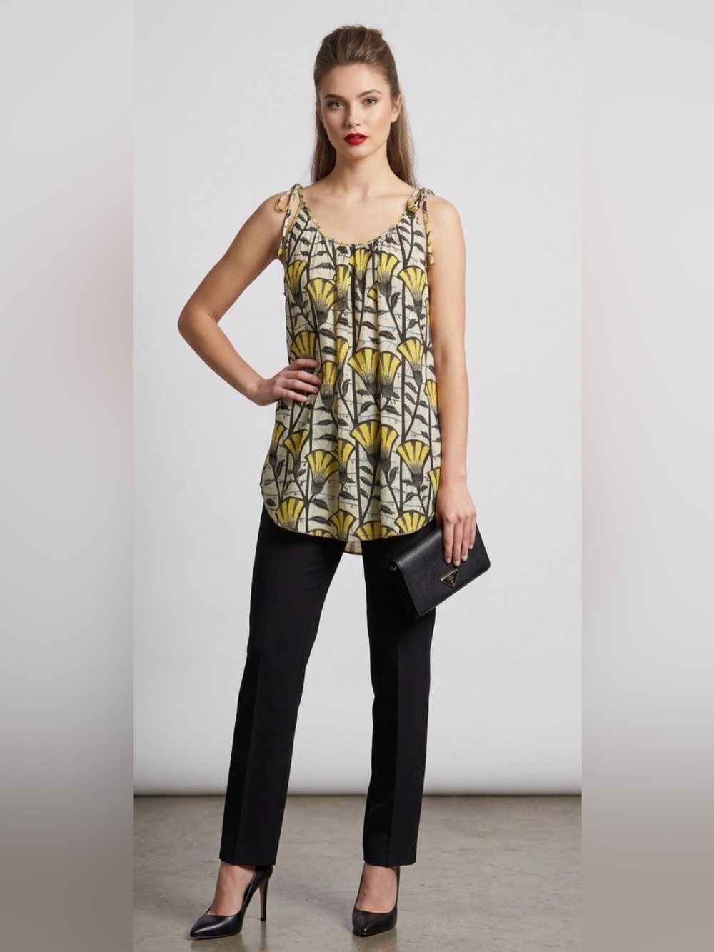 Love Sam from Anthropology Yellow & Black Floral Tie-Shoulder Tunic Top Size Med